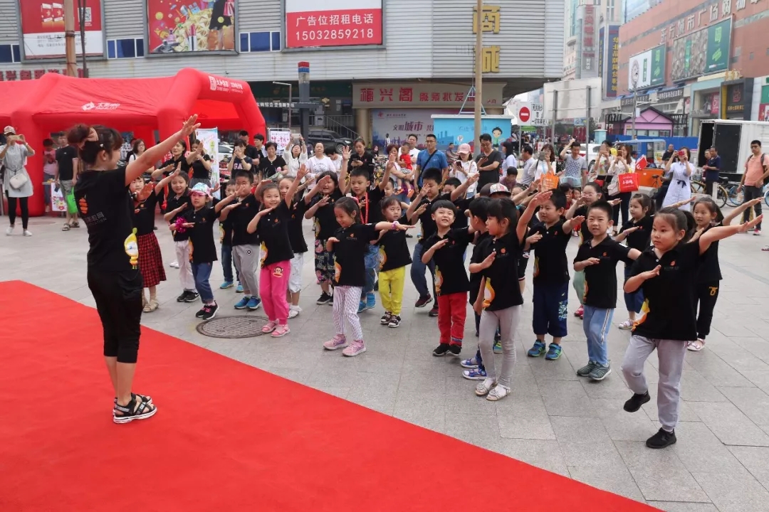 C:\Documents and Settings\Administrator\桌面\03.webp.jpg